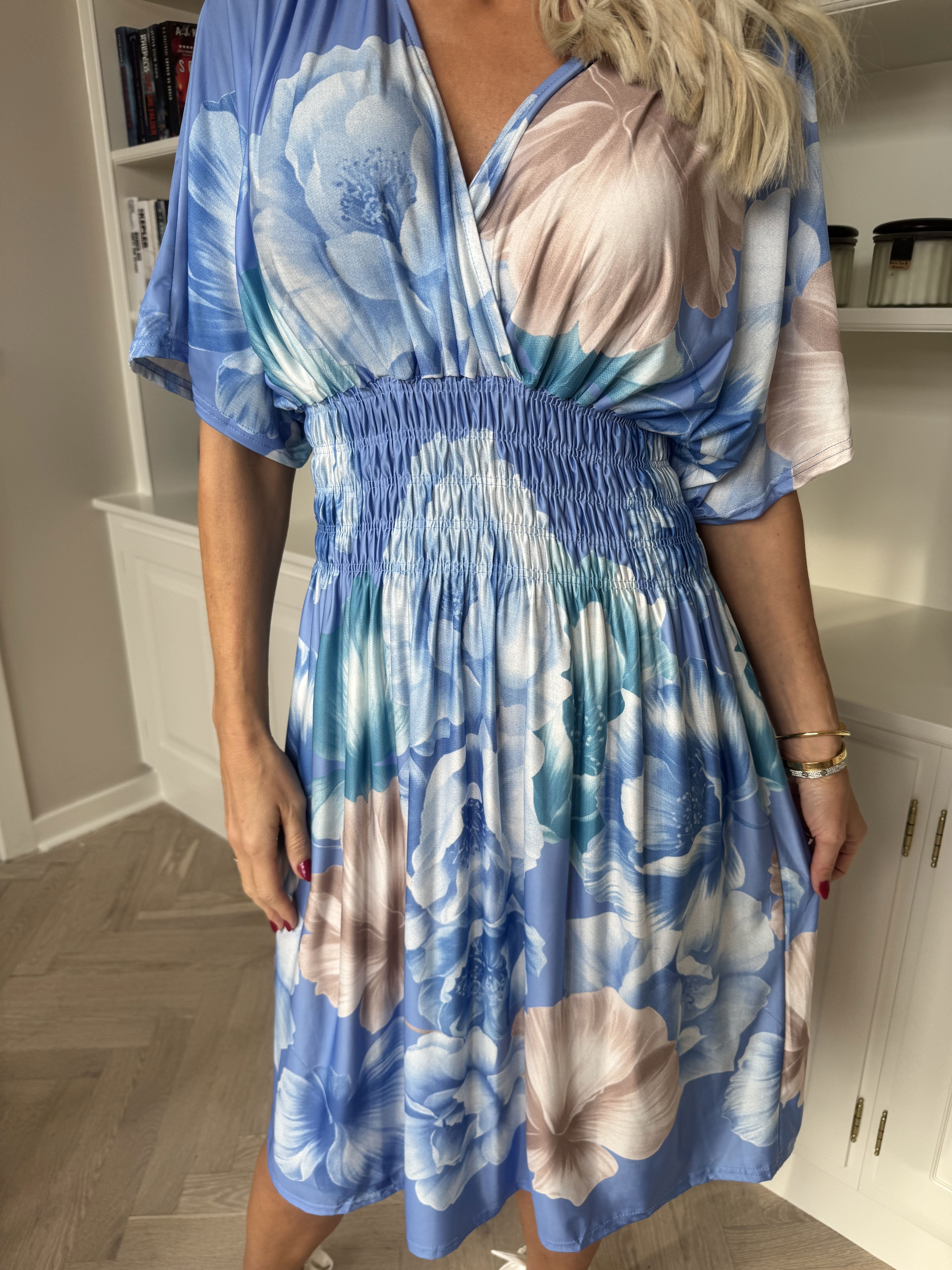 Pams Peony Short - Kort klänning med resår och blommigt tryck